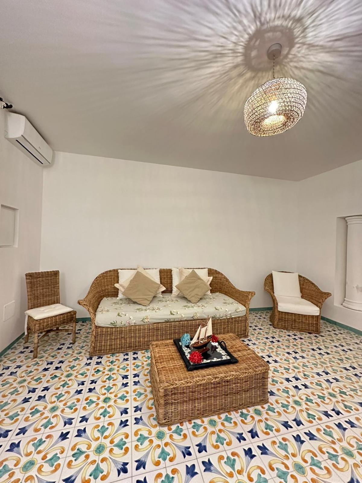 Villa Vie En Rose Sorrento Exteriör bild